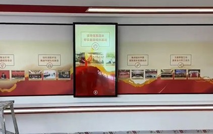 展廳智能互動(dòng)觸摸滑軌屏